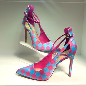 Gianni Bini 4 in heel with ankle straps size 11.